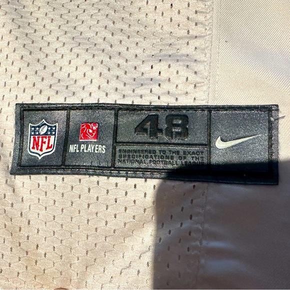 Jamaal Charles #25 NFL Chiefs Fan stitched Football Jersey - Picture 4 of 8